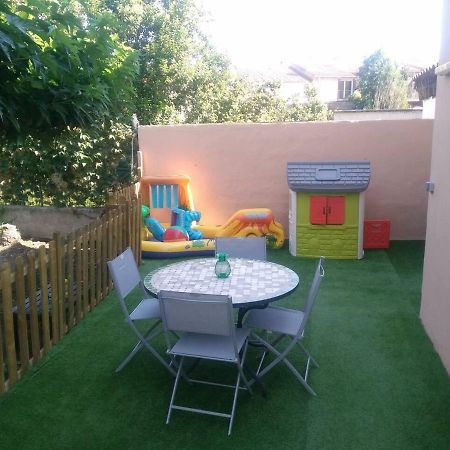 Appartement 62 M2 1Er Etage Avec Jardin Au Rdc Saint-Genis-des-Fontaines Exterior photo